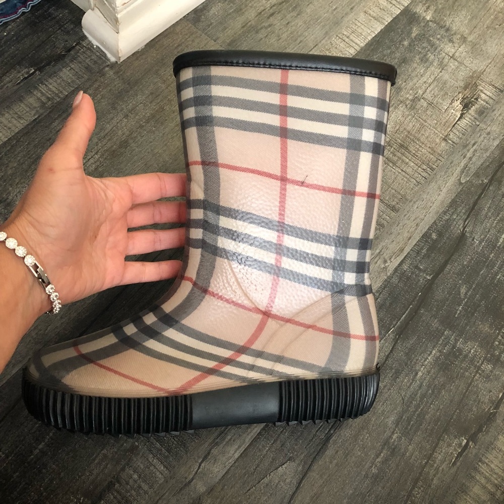 Burberry rain boots